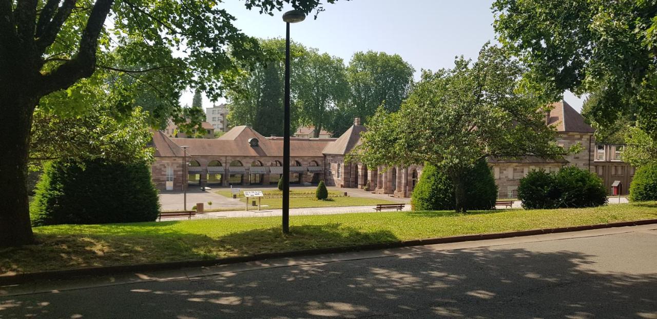 Hebergement-Luxeuil-Les-Bains Exterior photo